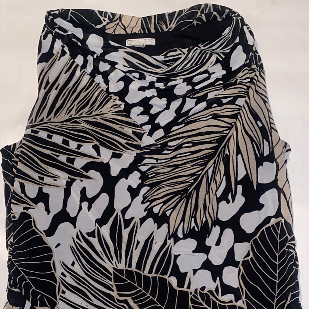 Summer Blouse Top, in great Shape!